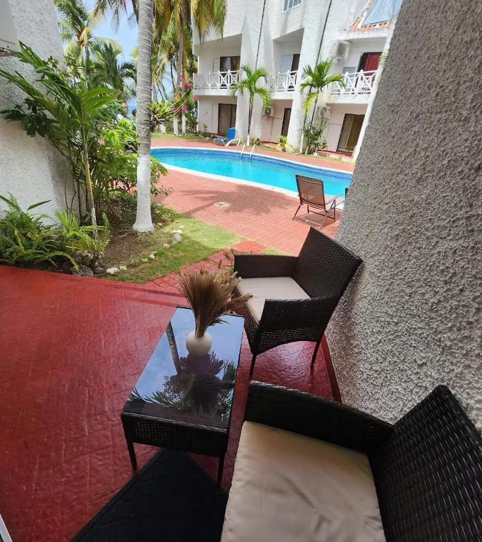 Chrisanns Beach Resort, Apt 21 Saint Maryʼs Τζαμάικα